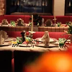 闪德福酒店 4*