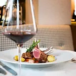 Sandhof Hotel Lech am Arlberg