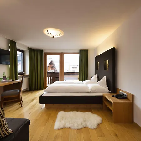 Sandhof Szálloda Lech am Arlberg