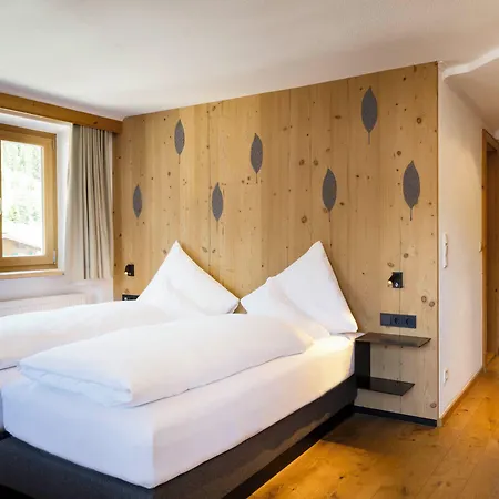 Sandhof 4*