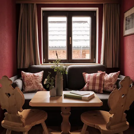 Sandhof Hotel