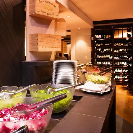 Sandhof Hotel Lech