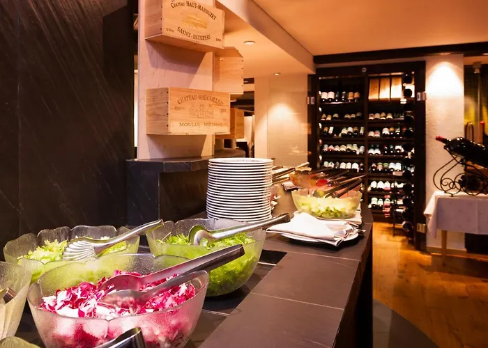 Sandhof מלון לך אם ארלברג